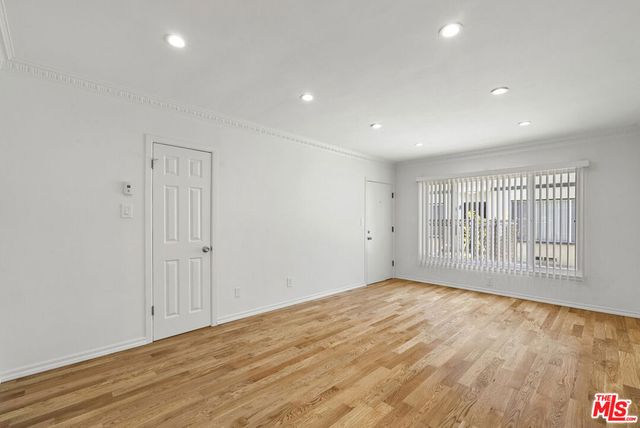 1233 N Harper Avenue 5, West Hollywood, CA 90046
