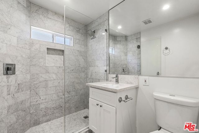 1233 N Harper Avenue 5, West Hollywood, CA 90046