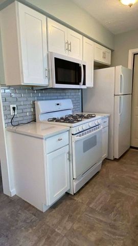 130 Green Branch Dr, Corpus Christi, TX 78405