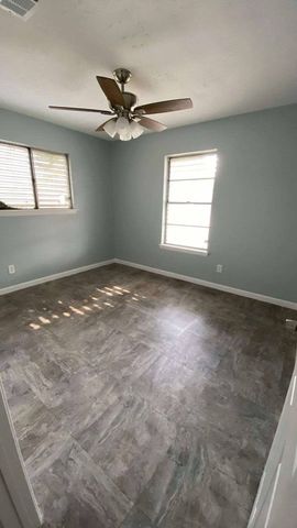 130 Green Branch Dr, Corpus Christi, TX 78405