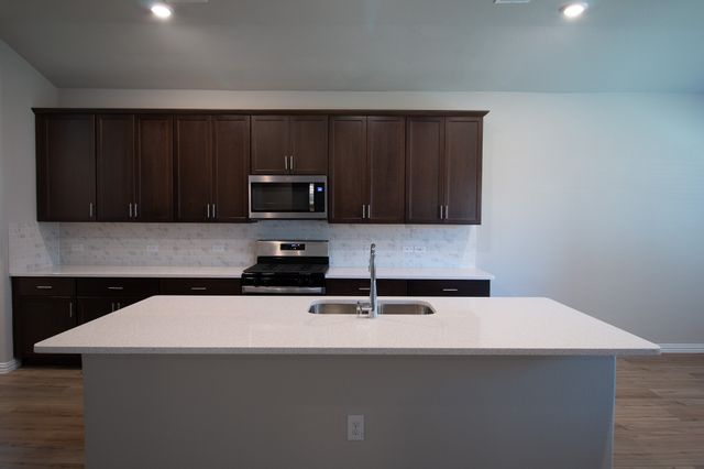 1103 Sweetleaf Street, Melissa, TX 75454