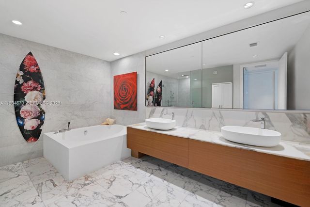 10201 Collins Ave 1706, Bal Harbour, FL 33154