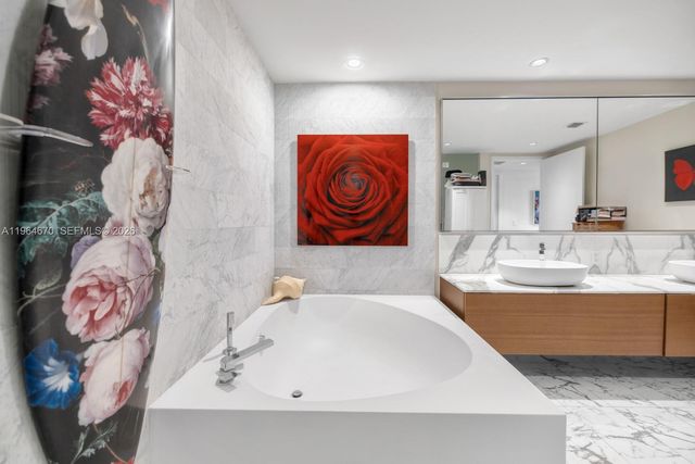 10201 Collins Ave 1706, Bal Harbour, FL 33154