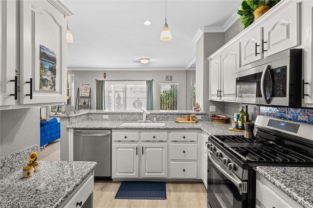 5978 Greenery View Lane, Las Vegas, NV 89118