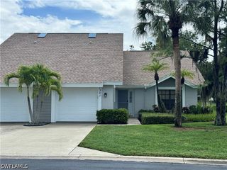 1351 Park Lake DR 14-R, Naples, FL 34110