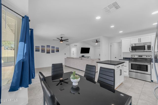 2412 E DOLPHIN Avenue, Mesa, AZ 85204