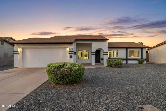 2412 E DOLPHIN Avenue, Mesa, AZ 85204
