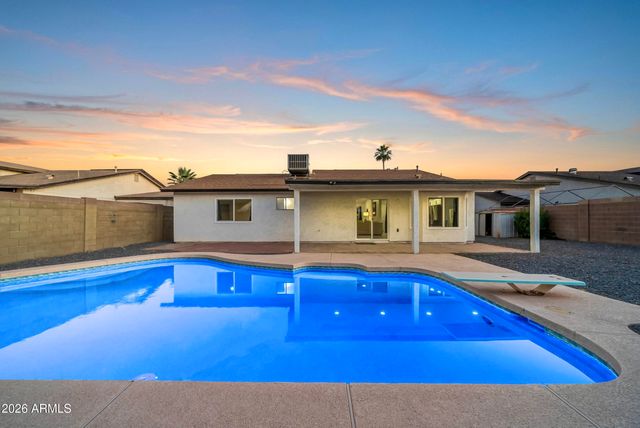 2412 E DOLPHIN Avenue, Mesa, AZ 85204