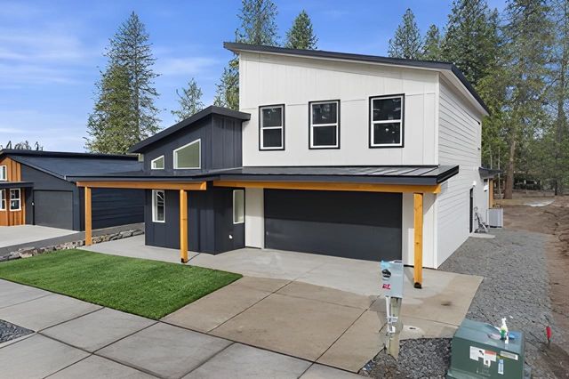 3728 E Nyberg Ln, Mead, WA 99021