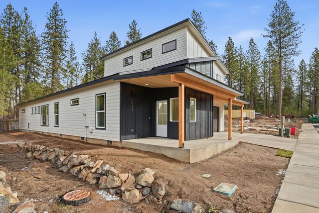 3728 E Nyberg Ln, Mead, WA 99021