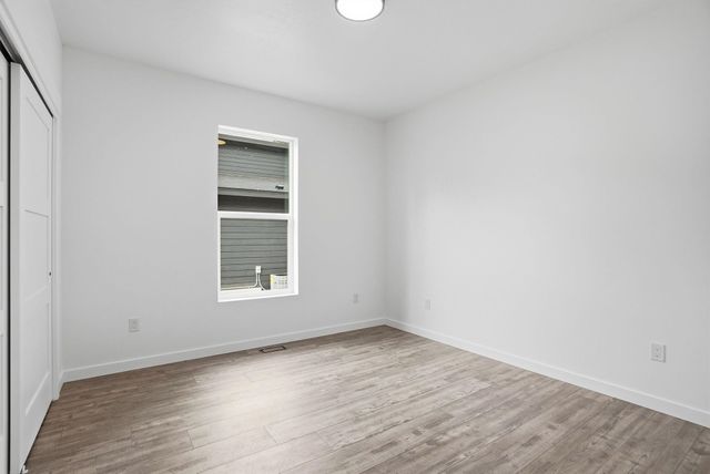3728 E Nyberg Ln, Mead, WA 99021