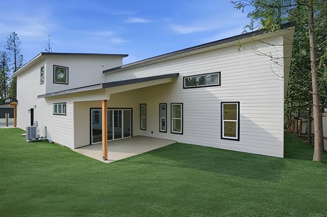 3728 E Nyberg Ln, Mead, WA 99021
