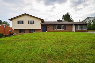 2779 Hillbrook DR, Roanoke, VA 24018
