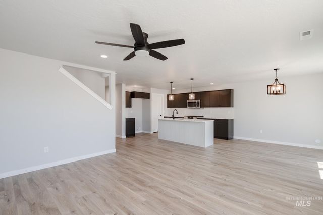 11061 Cart St, Caldwell, ID 83605