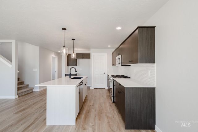 11061 Cart St, Caldwell, ID 83605