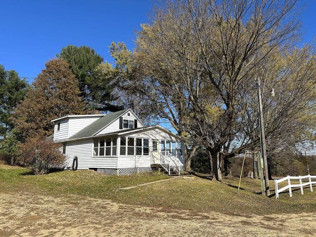 21478 County Hwy ZZ Road, Richland Center, WI 53581