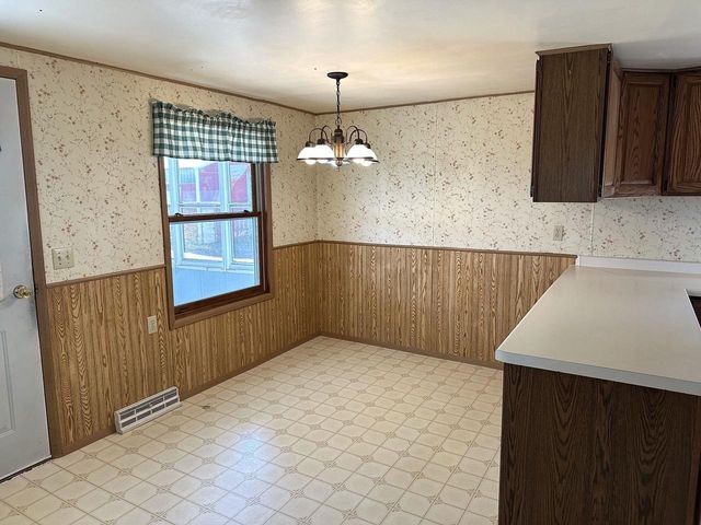 21478 County Hwy ZZ Road, Richland Center, WI 53581