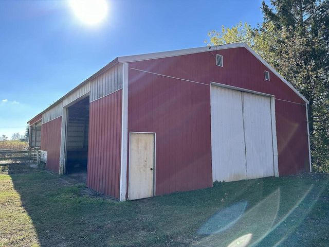21478 County Hwy ZZ Road, Richland Center, WI 53581