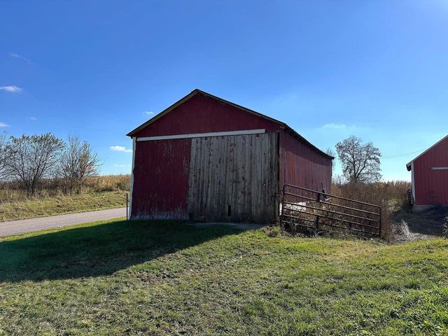 21478 County Hwy ZZ Road, Richland Center, WI 53581