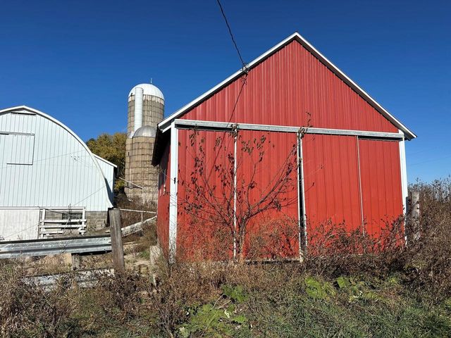 21478 County Hwy ZZ Road, Richland Center, WI 53581