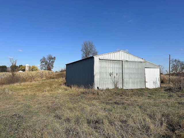 21478 County Hwy ZZ Road, Richland Center, WI 53581