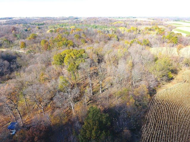 21478 County Hwy ZZ Road, Richland Center, WI 53581