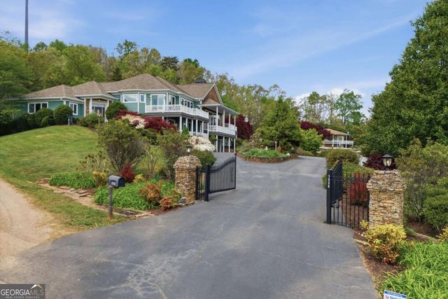 1526 Cedar View Lane, Hiawassee, GA 30546