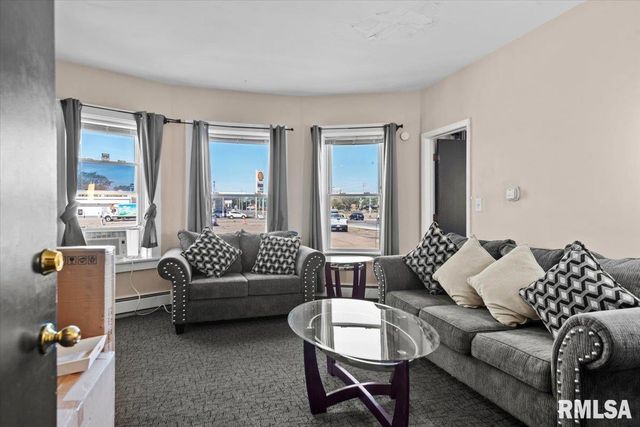 520 E South Grand Avenue, Springfield, IL 62703