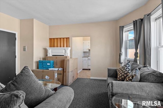 520 E South Grand Avenue, Springfield, IL 62703