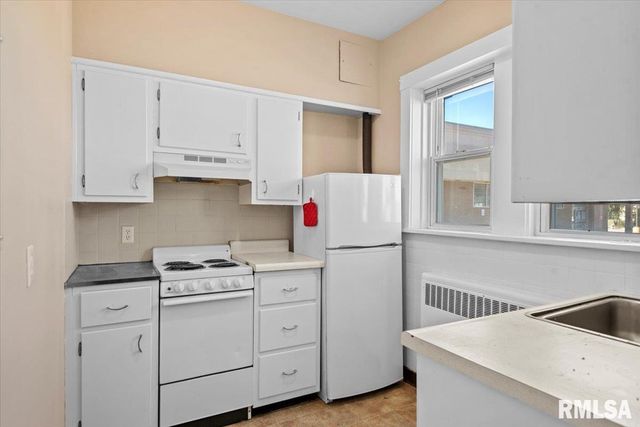 520 E South Grand Avenue, Springfield, IL 62703