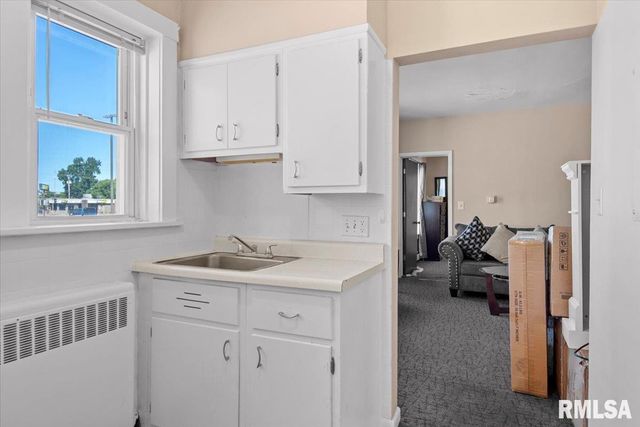 520 E South Grand Avenue, Springfield, IL 62703