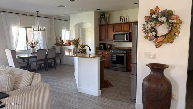 6262 W Mesa Garden Drive, Tucson, AZ 85757