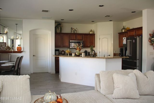 6262 W Mesa Garden Drive, Tucson, AZ 85757
