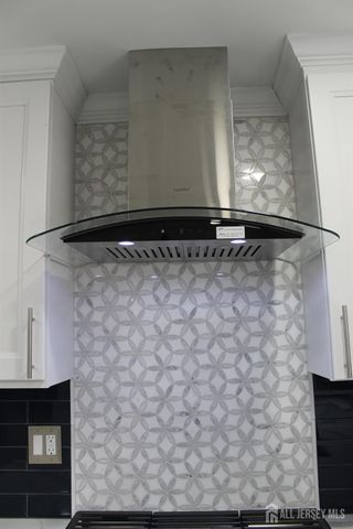 1 Sussex Road, East Brunswick, NJ 08816