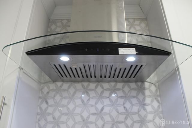 1 Sussex Road, East Brunswick, NJ 08816