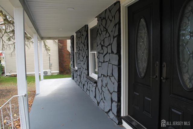 1 Sussex Road, East Brunswick, NJ 08816