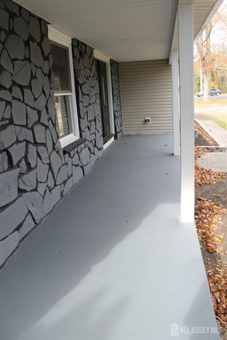 1 Sussex Road, East Brunswick, NJ 08816