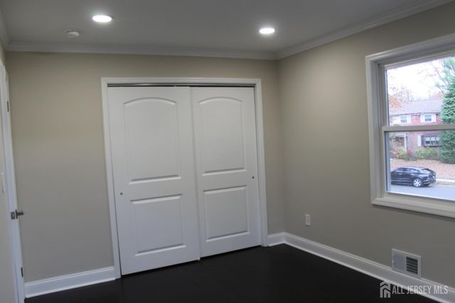 1 Sussex Road, East Brunswick, NJ 08816