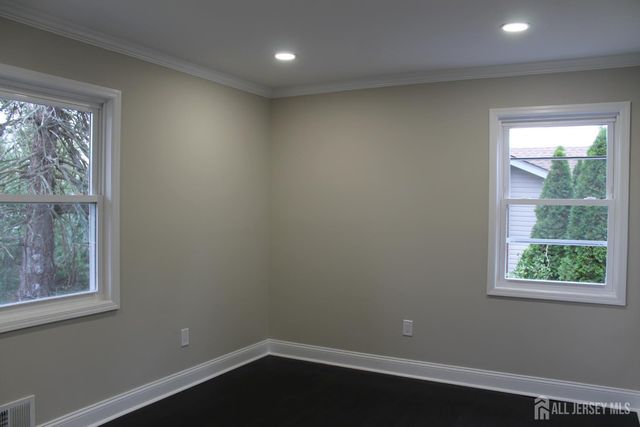 1 Sussex Road, East Brunswick, NJ 08816