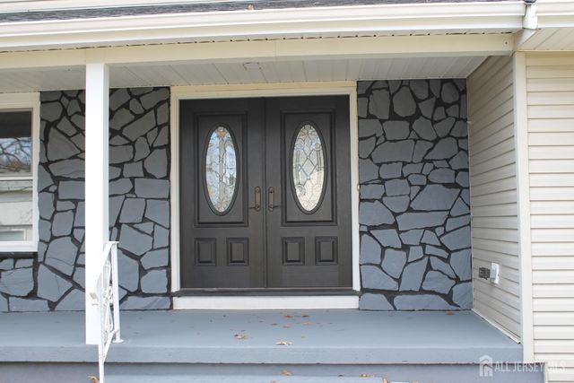 1 Sussex Road, East Brunswick, NJ 08816