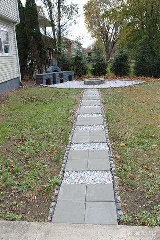 1 Sussex Road, East Brunswick, NJ 08816