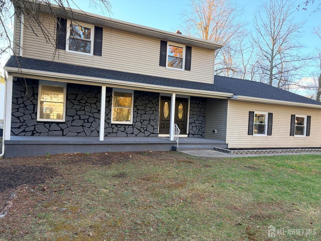 1 Sussex Road, East Brunswick, NJ 08816