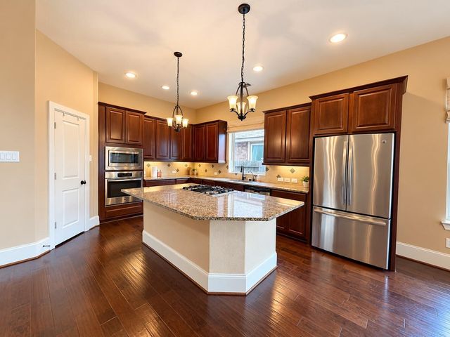10322 Hatcher Drive, Katy, TX 77494