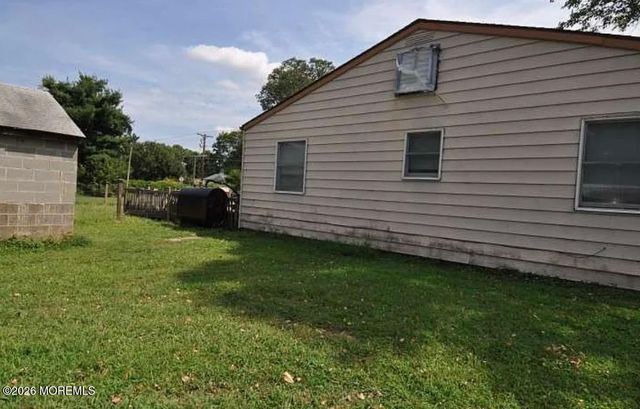 2901 Old York Road, Burlington, NJ 08016