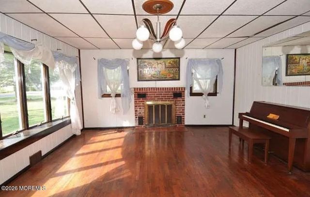 2901 Old York Road, Burlington, NJ 08016