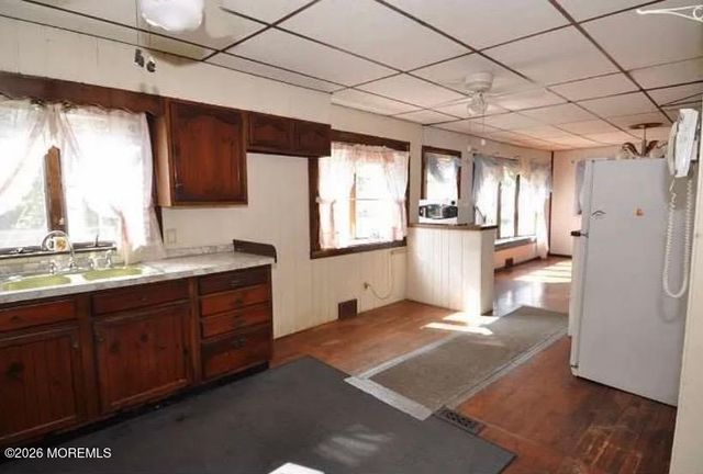 2901 Old York Road, Burlington, NJ 08016