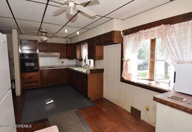 2901 Old York Road, Burlington, NJ 08016