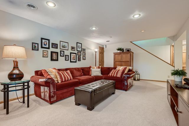 3200 Frear Drive, Minnetonka, MN 55305