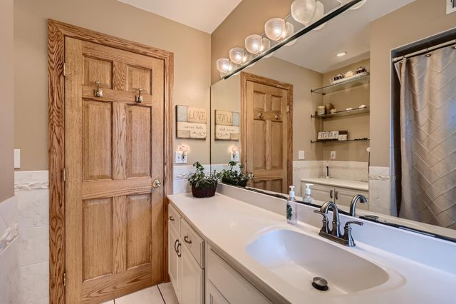 3200 Frear Drive, Minnetonka, MN 55305