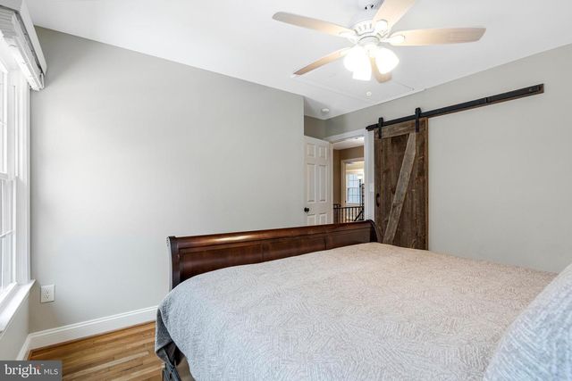 10912 HUNT CLUB RD, Reston, VA 20190